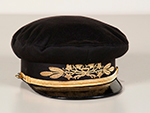 Gorra de jefe de estacin de segunda categora de la Compaa de los Ferrocarriles Andaluces (Fbrica de Gorras Alcaraz, Espaa, s.f.) - Pieza IG: 01005