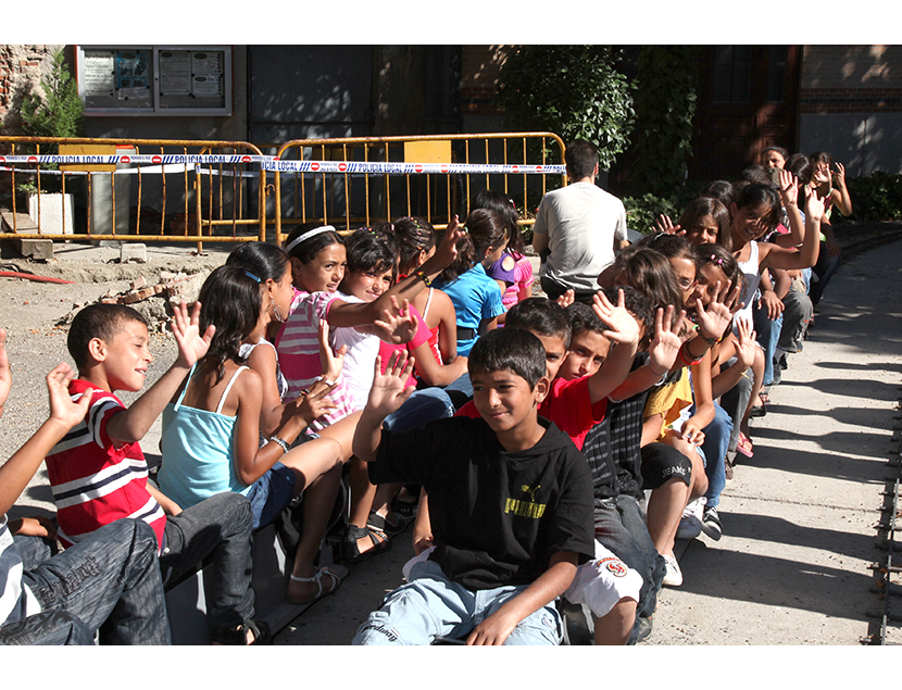 Visita de nios palestinos al Museo del Ferrocarril de Madrid