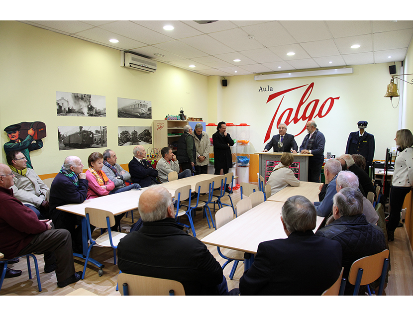 Homenaje a los voluntarios CEATE en el Aula Talgo