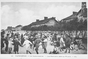 Capbreton - le Sanatorium - les enfants sur la plage