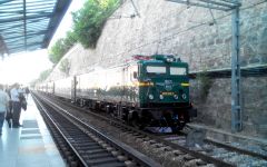Tren de la Fresa estacionado en vía muerta Príncipe Pío (09/06/2016)