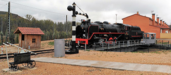 Locomotora de vapor expuesta en la estación de Arcos de Jalón. Año 2019. - 2019 - Arcos de Jalón (Soria)