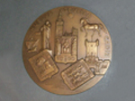 Medalla conmemorativa del Plan de electrificaciones de Renfe, Huelva-Sevilla-Cdiz, 1974-1977 (Manolo Prieto, Madrid, 1977) - Pieza IG: 06999