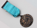Medalla-insignia de bronce, premio a la Fidelidad concedida por Renfe a Nicols Gonzlez Hernando (Vallmitjana, 1967) Donacin: Gonzalo Prez Gonzlez - Pieza IG: 08127