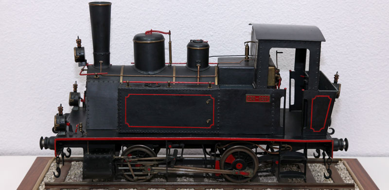Modelo de locomotora de vapor tipo 020