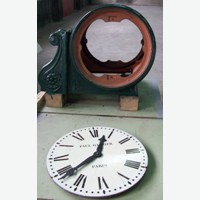 Reloj de andén “Paul Garnier” (finales s. XIX) - Pieza IG: 02069