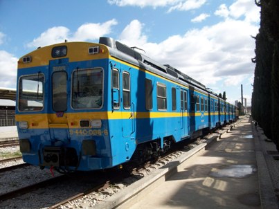 La U/T 440.096 llega al Museo del Ferrocarril