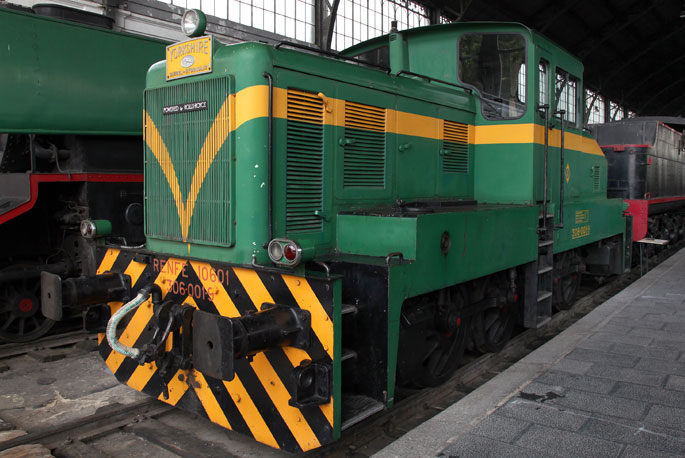 Locomotora diésel-hidráulica 306-001-9 ´Taurus´