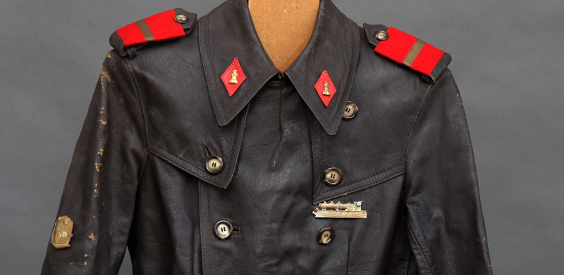 Chaquetón del Regimiento de Movilización y Prácticas de Ferrocarriles Chaquetón del Regimiento de Movilización y Prácticas de Ferrocarriles