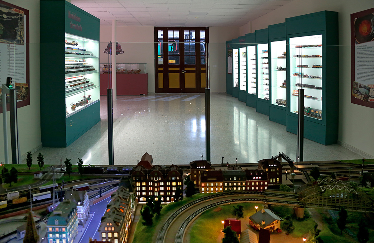 Sala de Juguetes y Modelismo Ferroviario