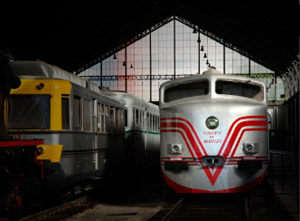 Locomotora Talgo II y automotor 9162